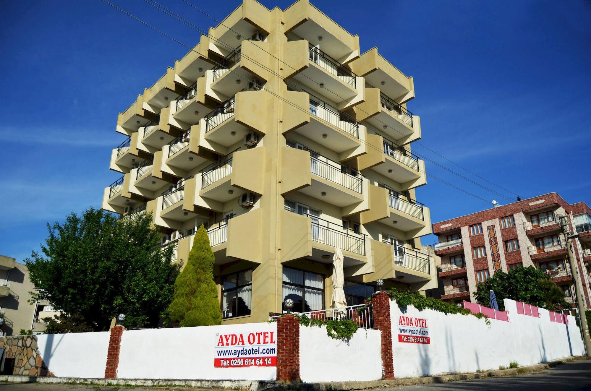 Ayda Hotel *